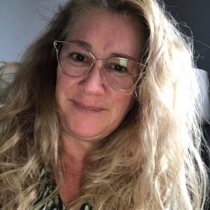 Meet your Posher, Claudette